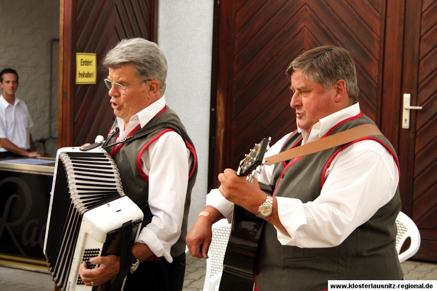 Das Holzland - Duo im Jahr 2007 Auftritt zu den Feierlichkeiten „100 Jahre Rathaus“ in Klosterlausnitz.